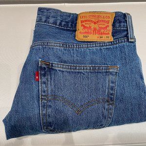 Mens Levis 501s